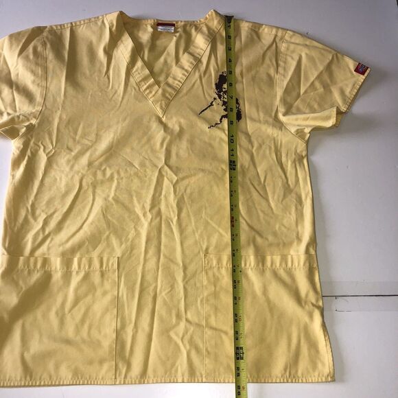Dickies Women’s Yellow Scrub Top Embroidered Philippine Islands Pockets Size XS - Picture 7 of 13